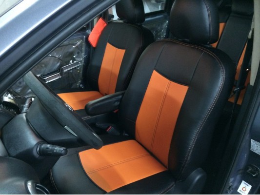 Авточехлы на Nissan Note