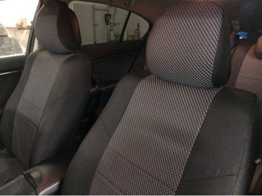 Авточехлы на Toyota Avensis T27 Авточехлы на Toyota Avensis T27