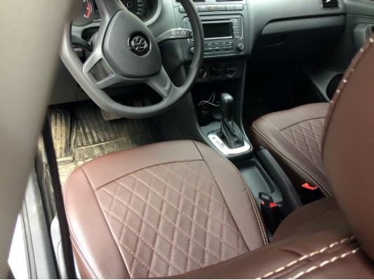 Авточехлы на Volkswagen Polo Авточехлы на Volkswagen Polo