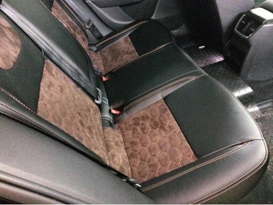 Каркасные авточехлы на Skoda Octavia A7 Каркасные авточехлы на Skoda Octavia A7